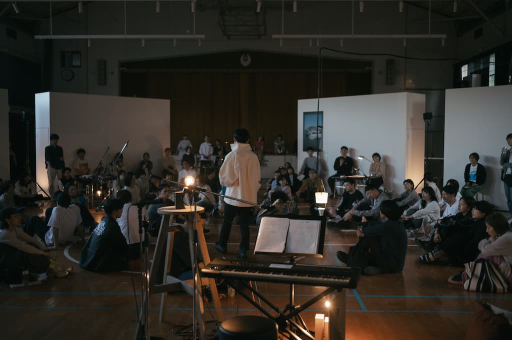 Shuta Hasunuma “unpeople 360° + 1 people #11”