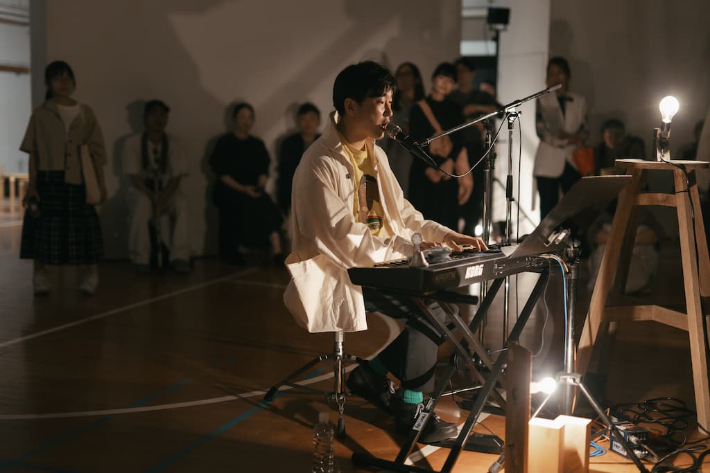 Shuta Hasunuma “unpeople 360° + 1 people #11”