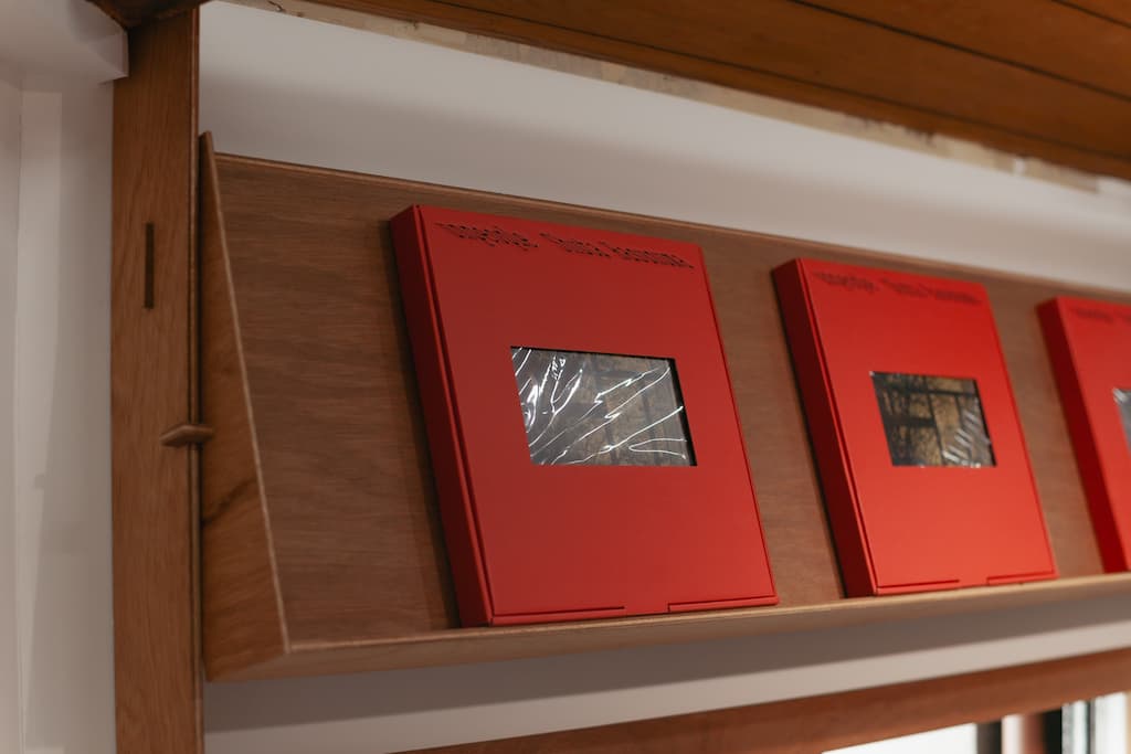 本屋青旗 蓮沼執太、池谷陸、田中せり “unpeople”