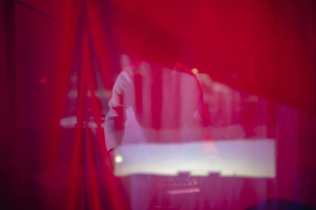 unpeople + 1 people #4